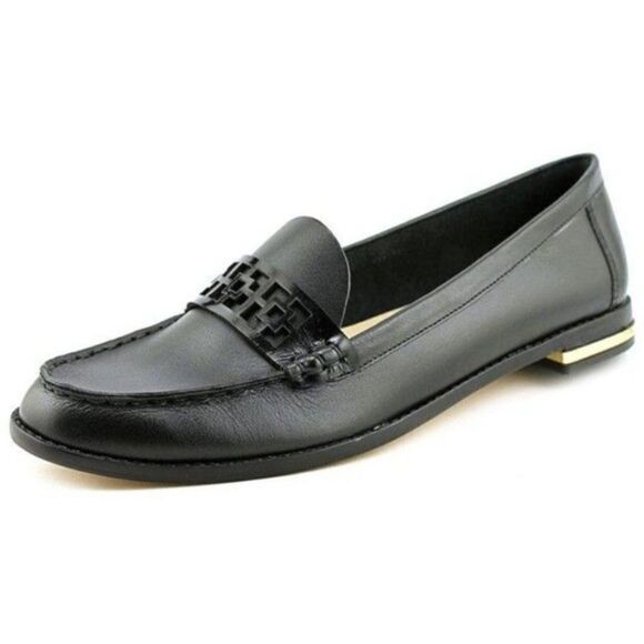 Womens 10 Black Leather Logo Loafers Shoes - Picture 1 of 11
